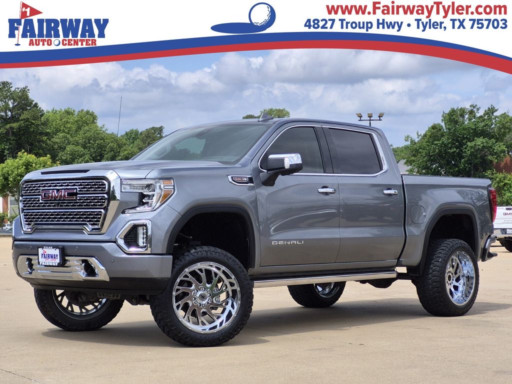 2020 GMC Sierra 4WD Crew Cab Short Box Denali's photo