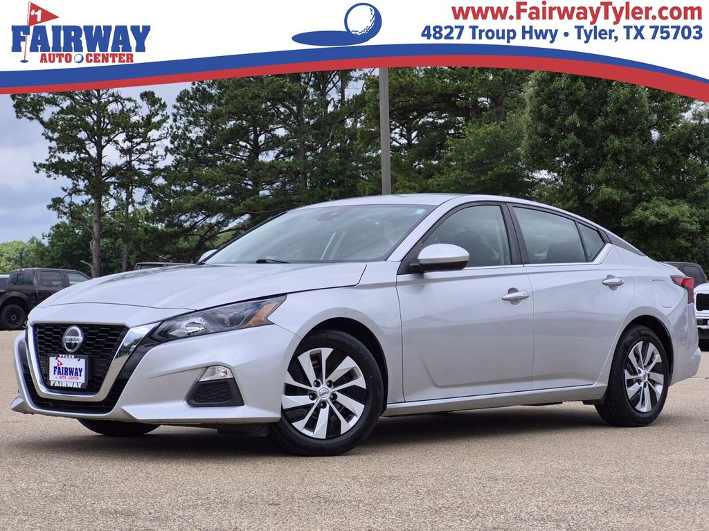 2022 Nissan Altima 2.5 S's photo