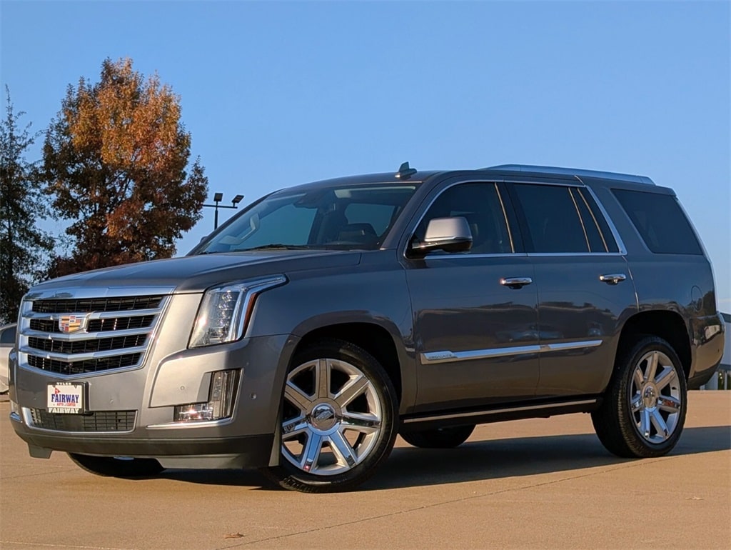 2020 Cadillac Escalade Premium Luxury's photo