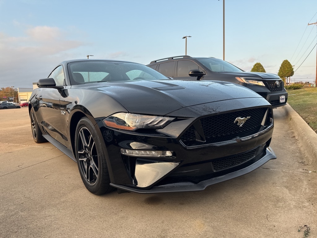 2020 Ford Mustang GT Premium's photo