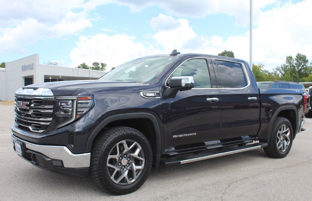 Used 2023 GMC Sierra 1500 SLT Truck Crew Cab