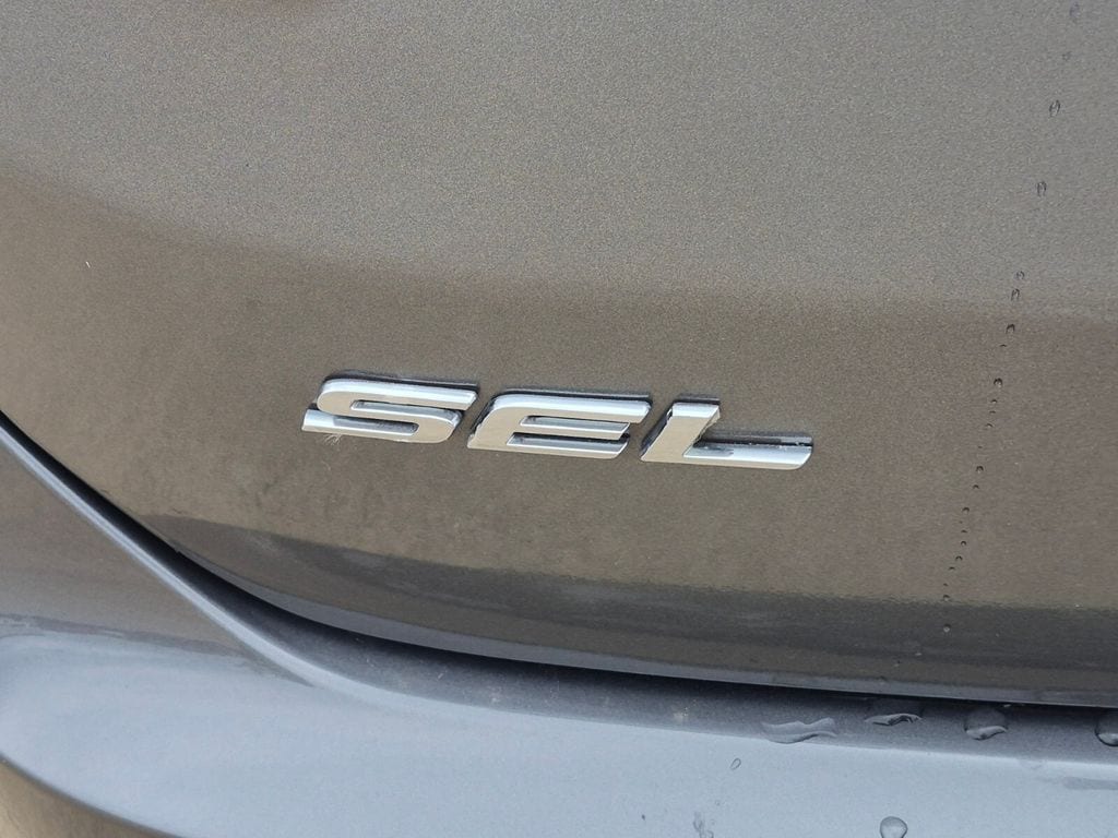 2024 Ford Edge SEL - Photo 9