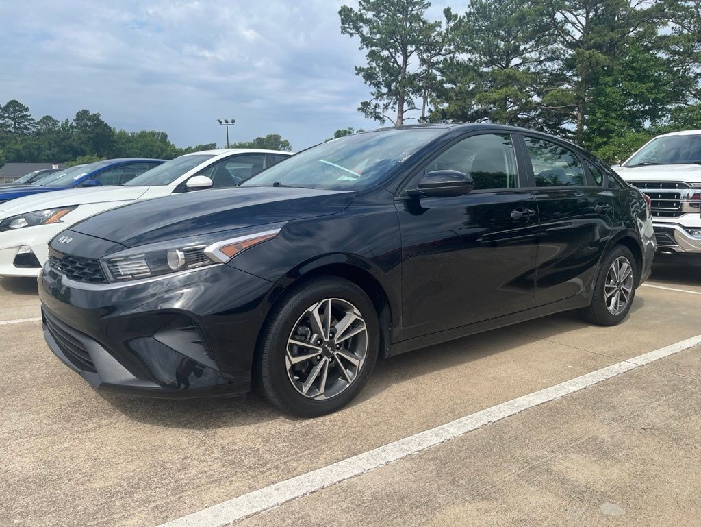 Used 2024 Kia Forte LXS Sedan