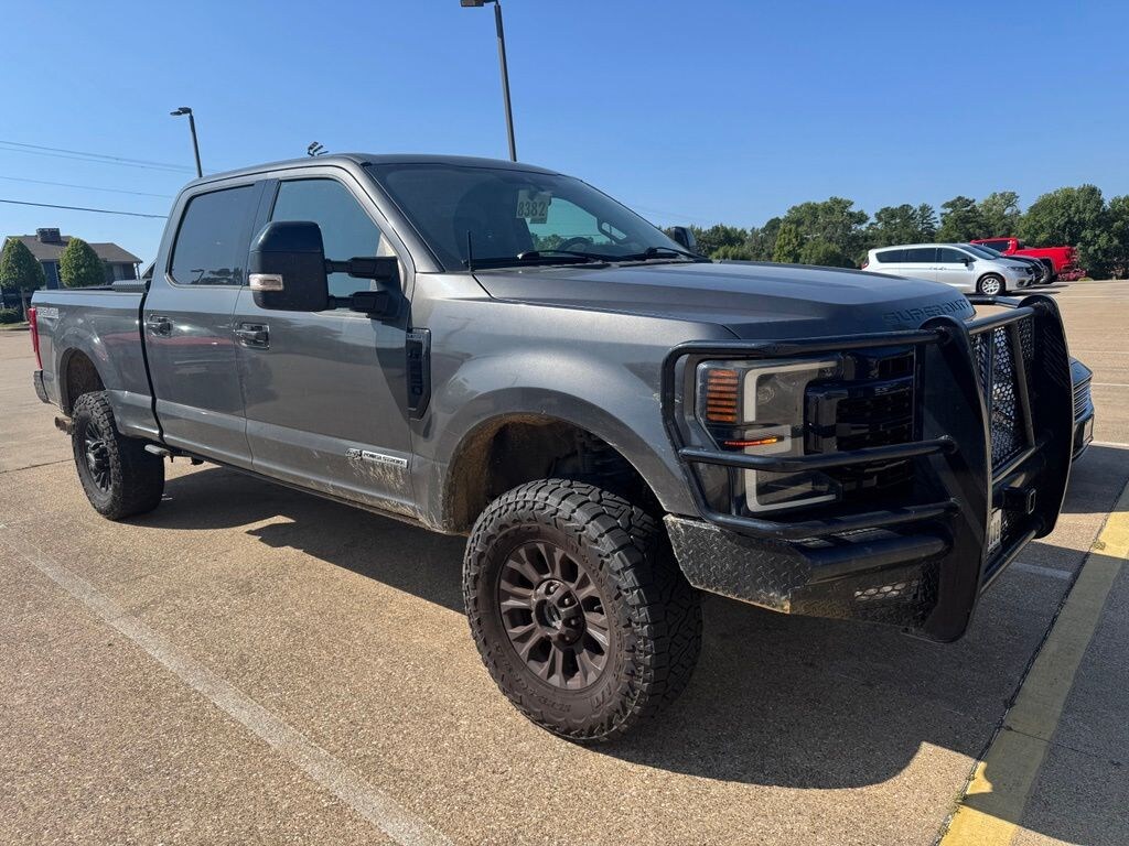 Used 2020 Ford F-250SD Lariat Truck Crew Cab