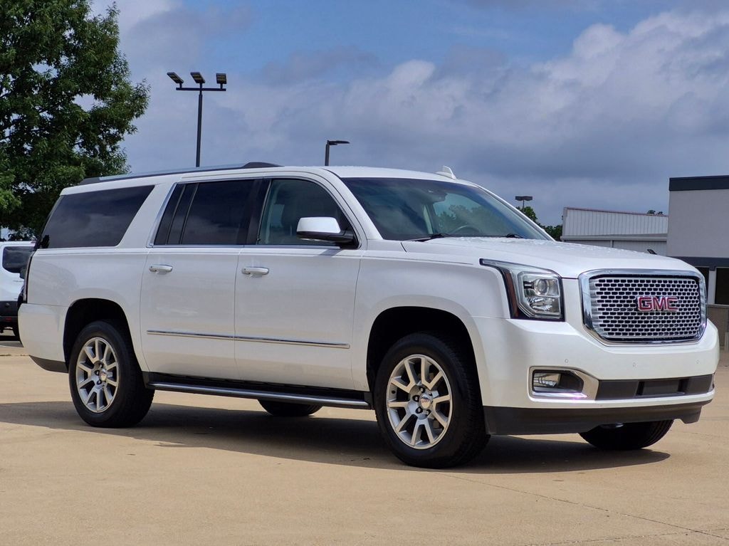 Used 2017 GMC Yukon XL Denali SUV