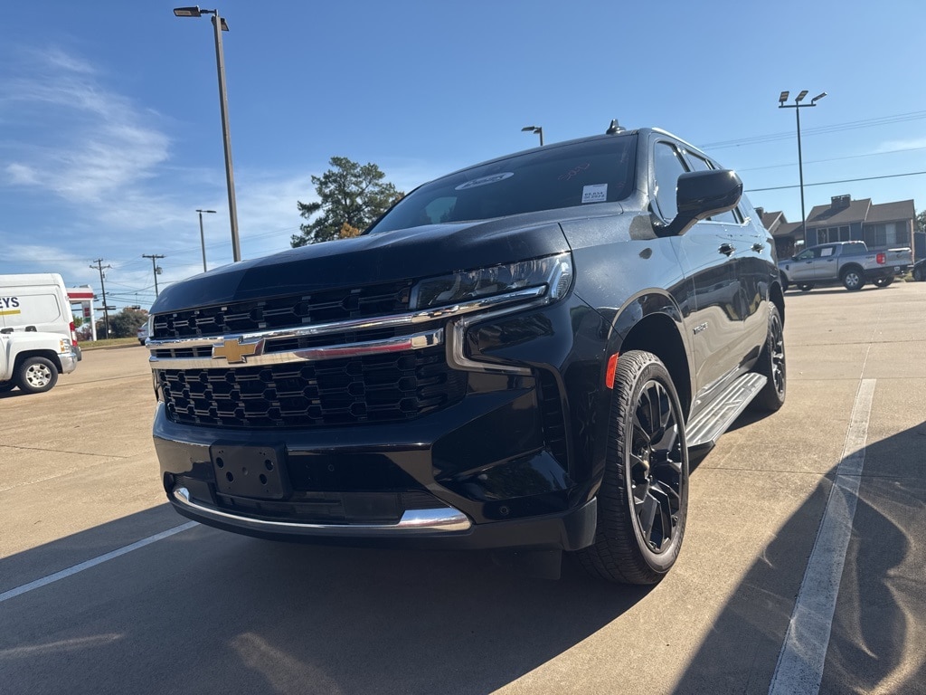 2022 Chevrolet Tahoe LS's photo