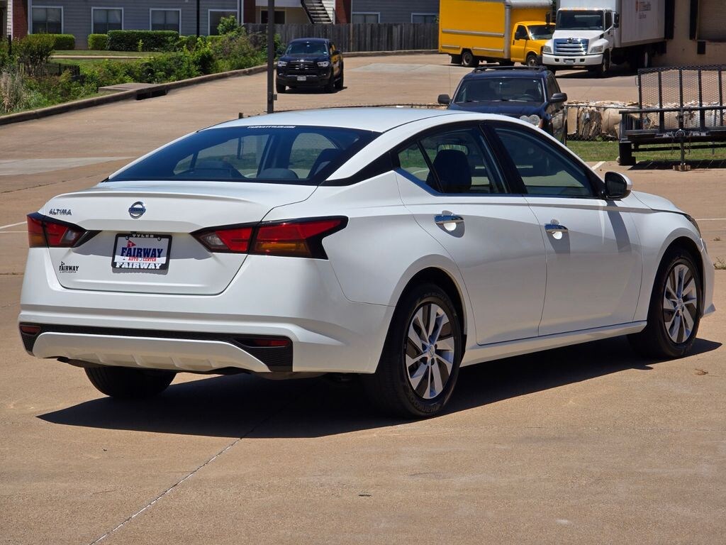 Used 2022 Nissan Altima 2.5 S Sedan