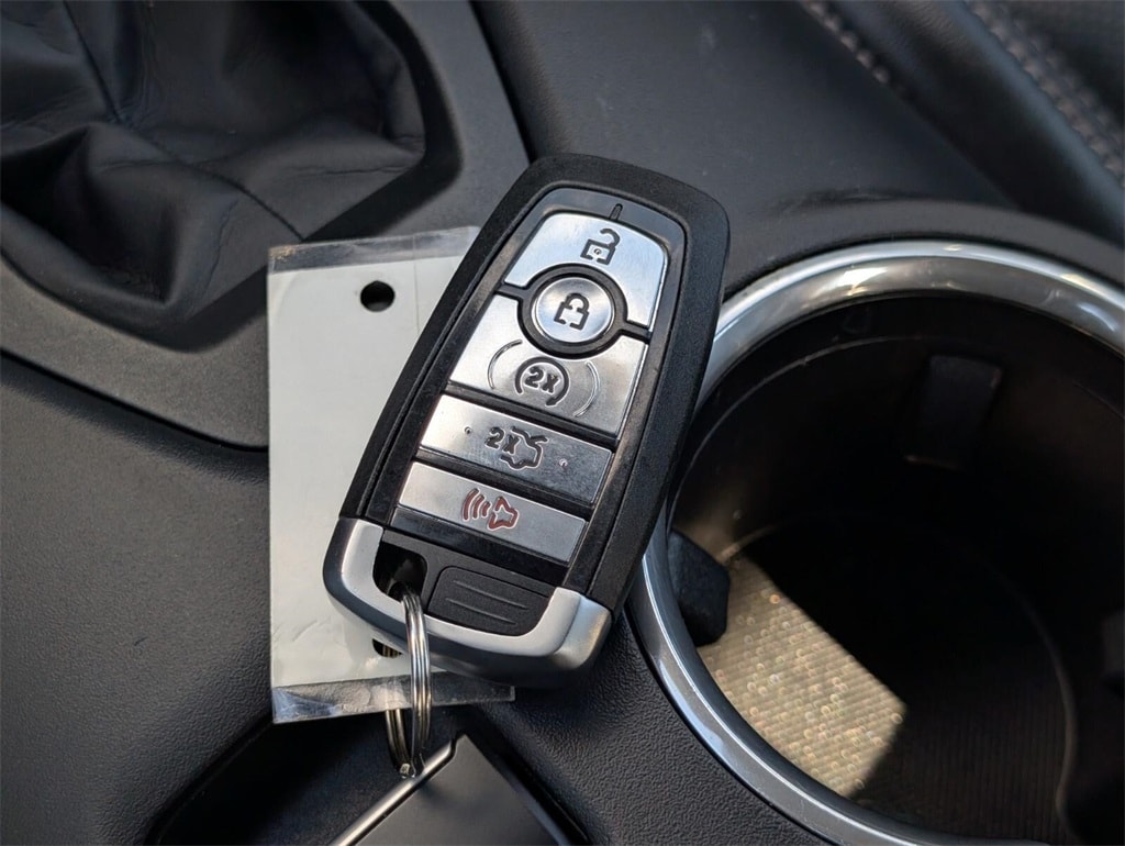 2024 Ford Mustang EcoBoost Premium photo 4