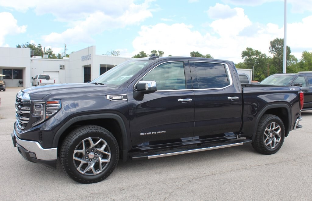 Used 2023 GMC Sierra 1500 SLT Truck Crew Cab