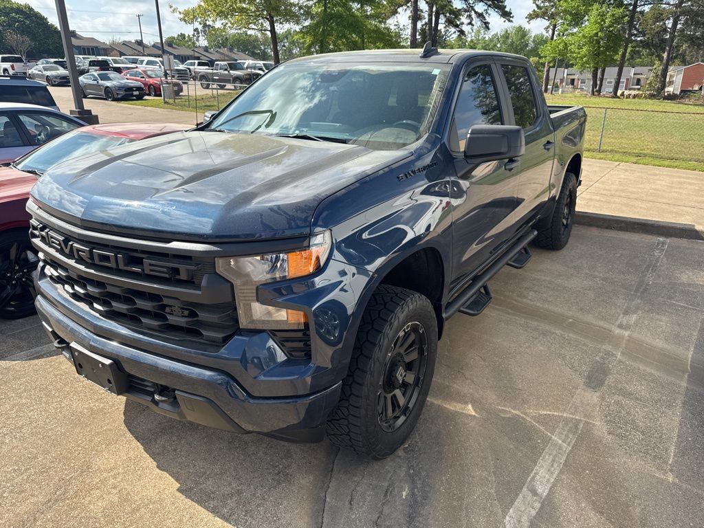 2022 Chevrolet Silverado 1500 Custom