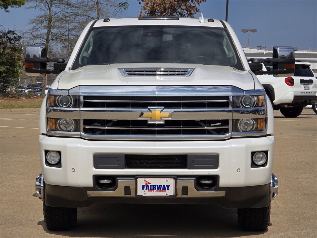 Used 2019 Chevrolet Silverado 3500HD High Country Truck Crew Cab