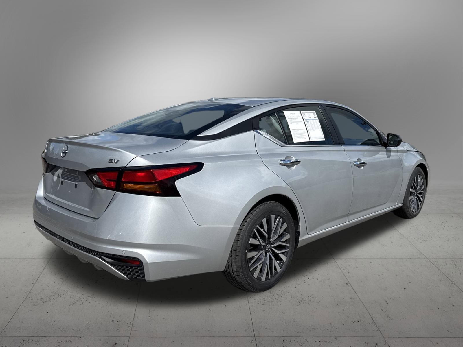 2024 Nissan Altima 2.5 SV photo 4