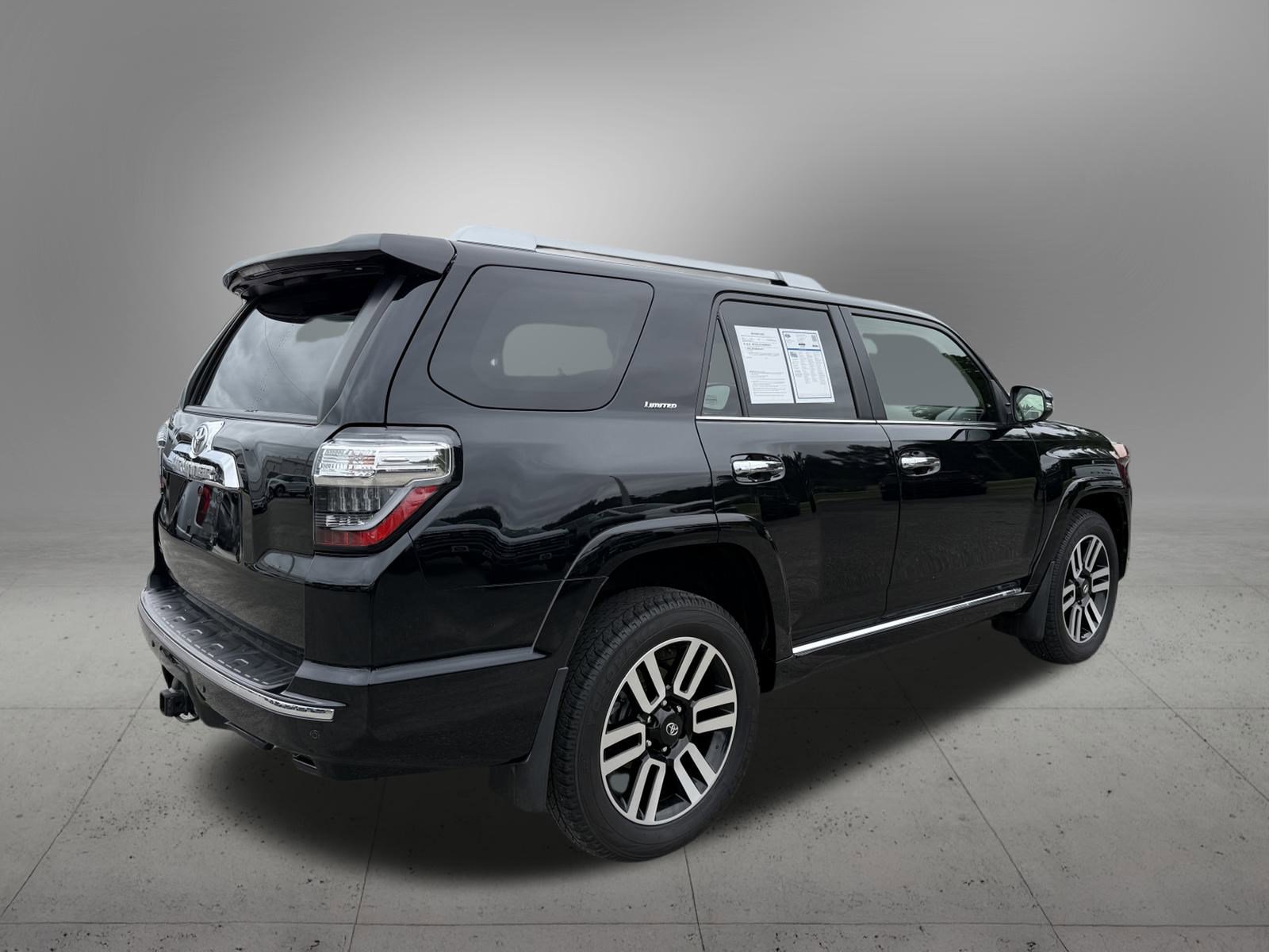 2023 Toyota 4Runner Limited photo 3