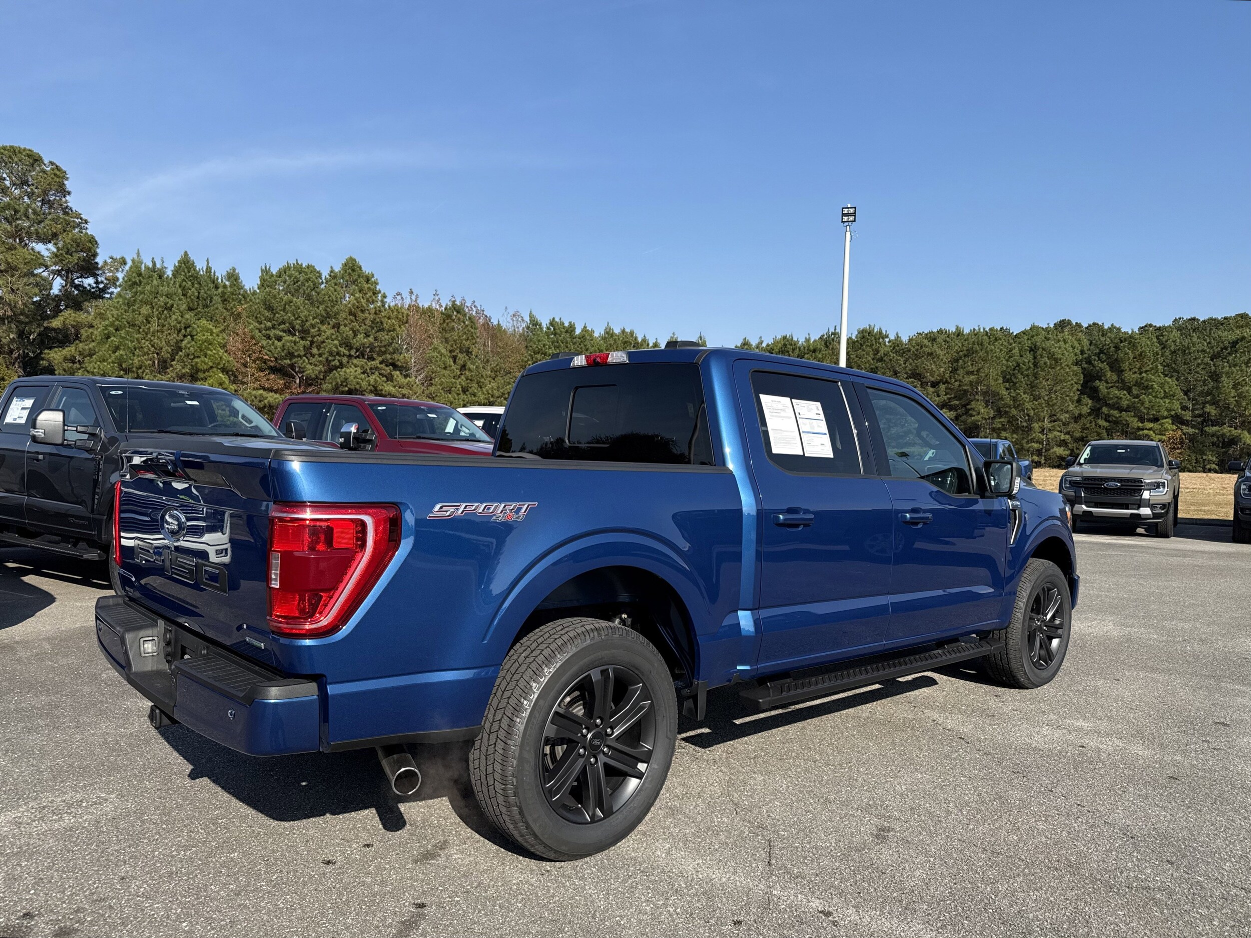 2022 Ford F-150 XLT photo 4