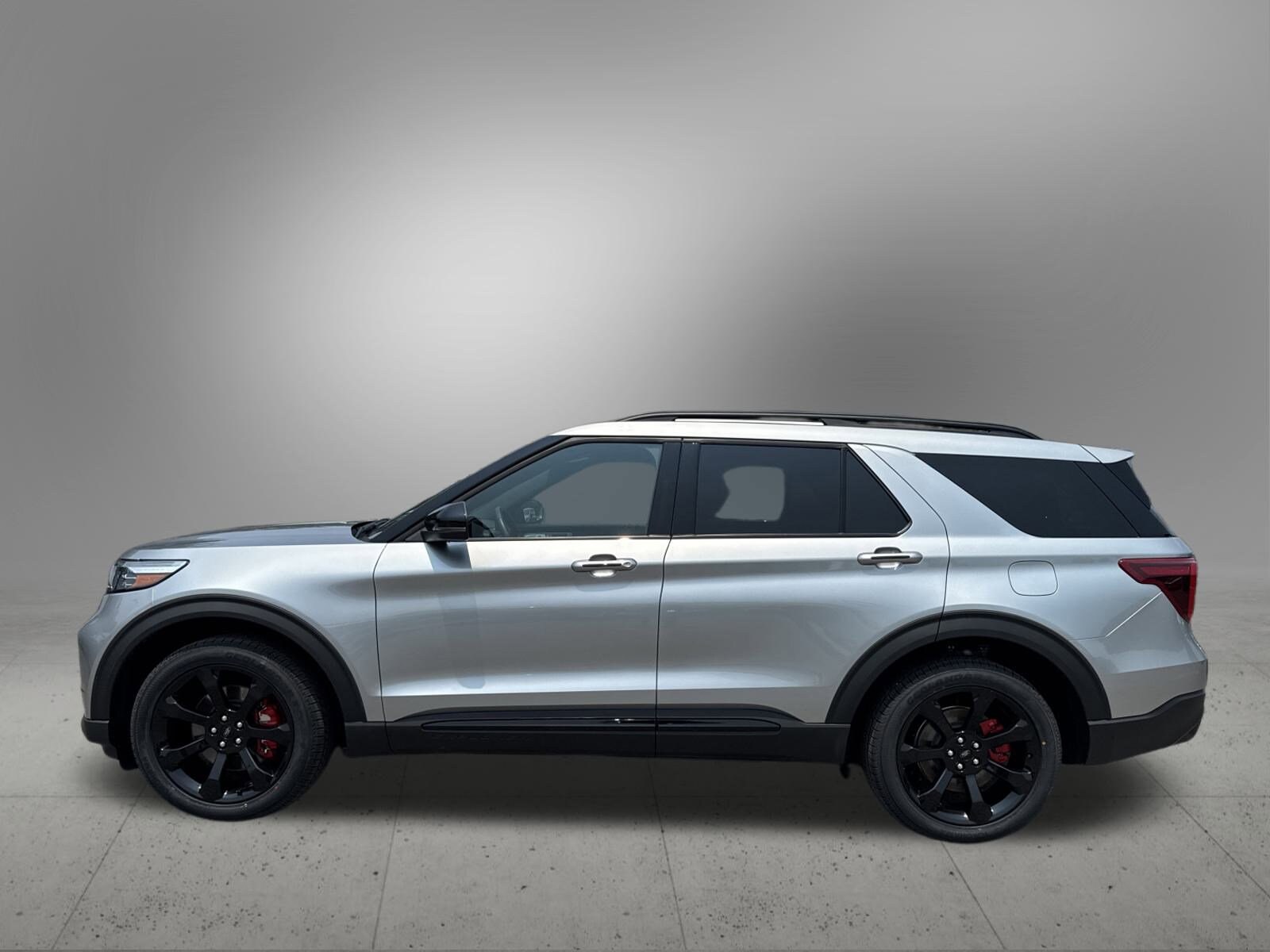 2024 Ford Explorer ST photo 2