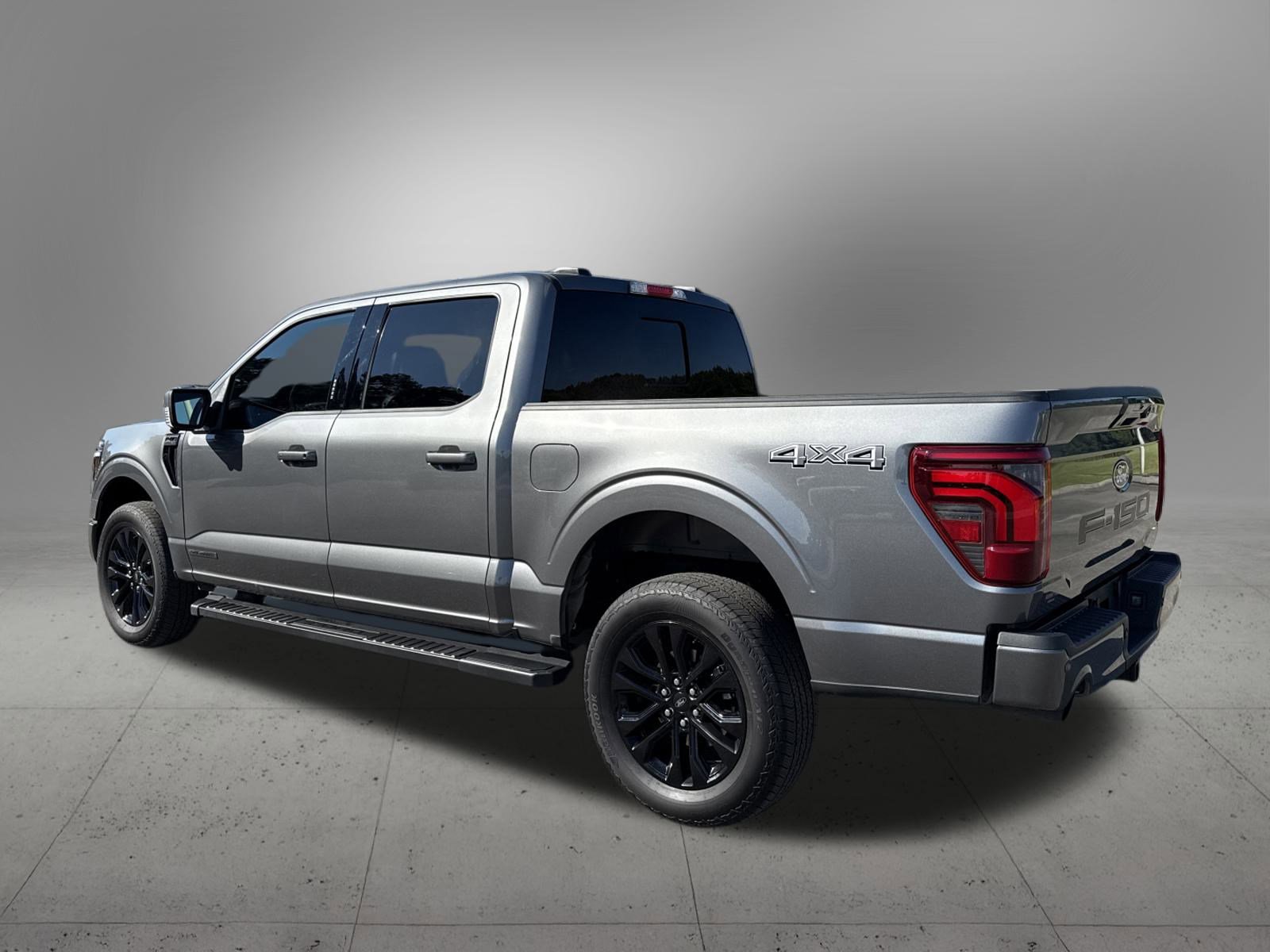 2024 Ford F-150 Lariat photo 3