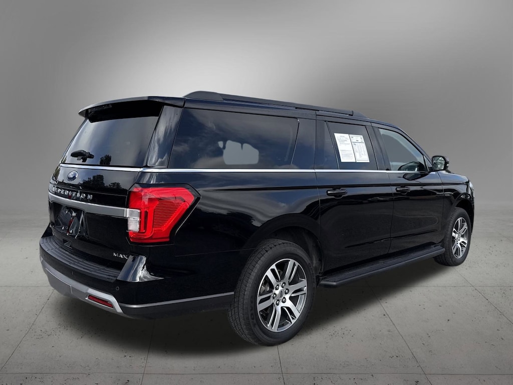 Used 2024 Ford Expedition Max XLT SUV
