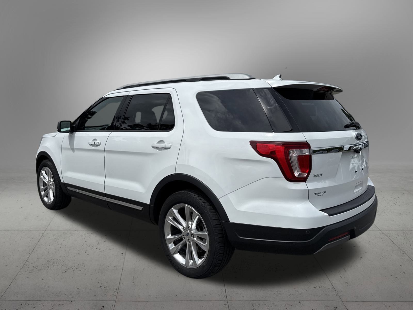 2019 Ford Explorer XLT photo 3
