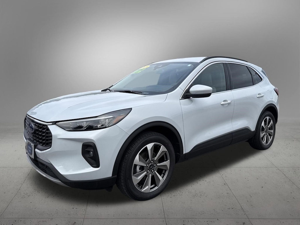 Used 2025 Ford Escape Platinum SUV