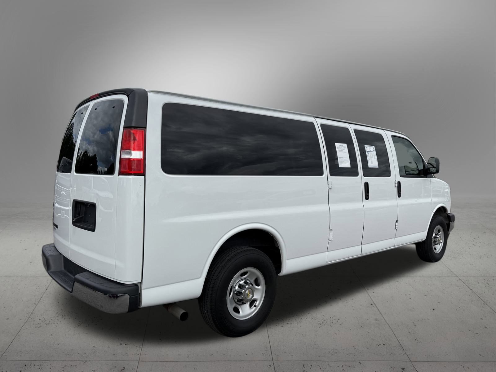 2024 Chevrolet Express LT Passenger Van photo 4
