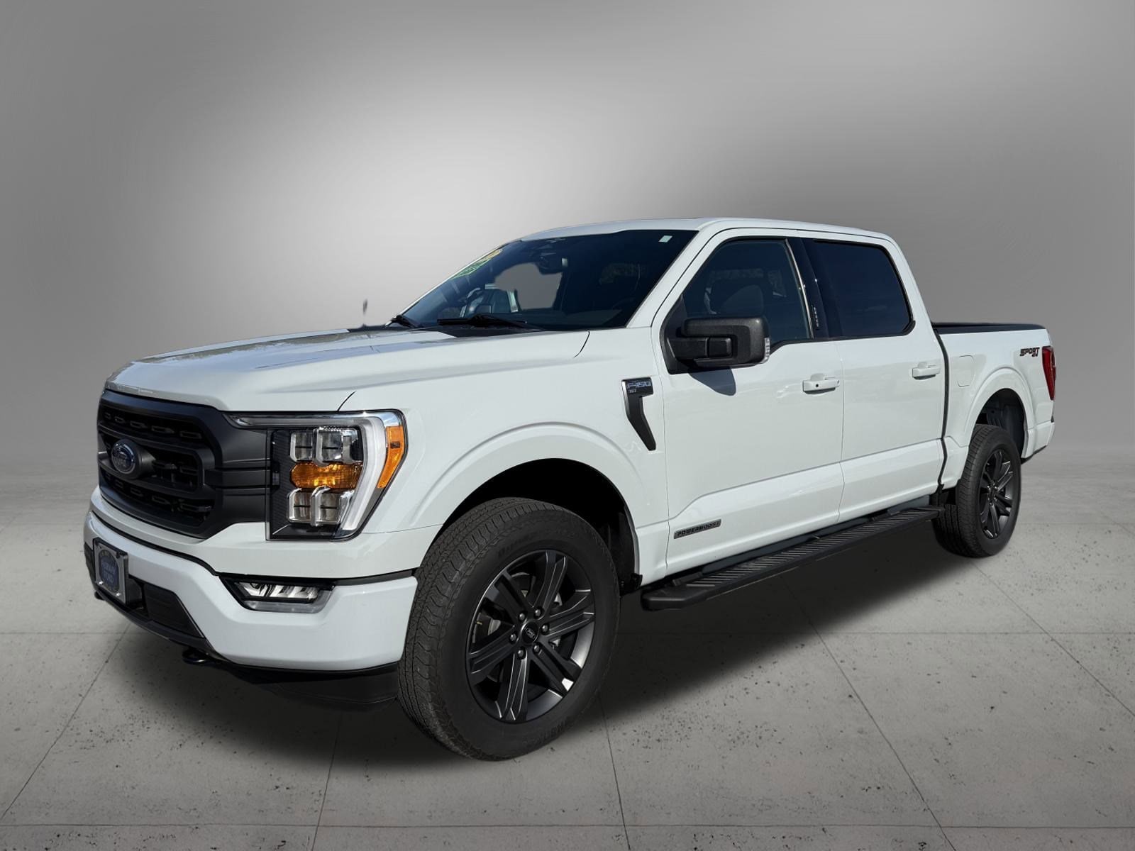 2023 Ford F-150 XLT's photo