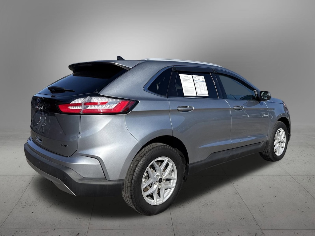 Used 2024 Ford Edge SEL SUV