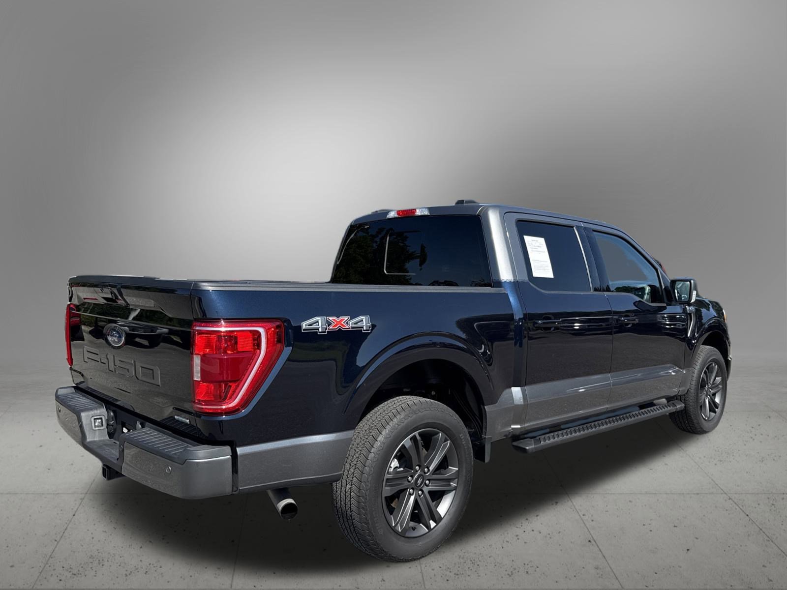2023 Ford F-150 XLT photo 4