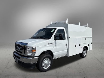 2025 Ford E-Series Cutaway Standard with Knapheide Low Roof Service Body E-350 SRW 138 WB
