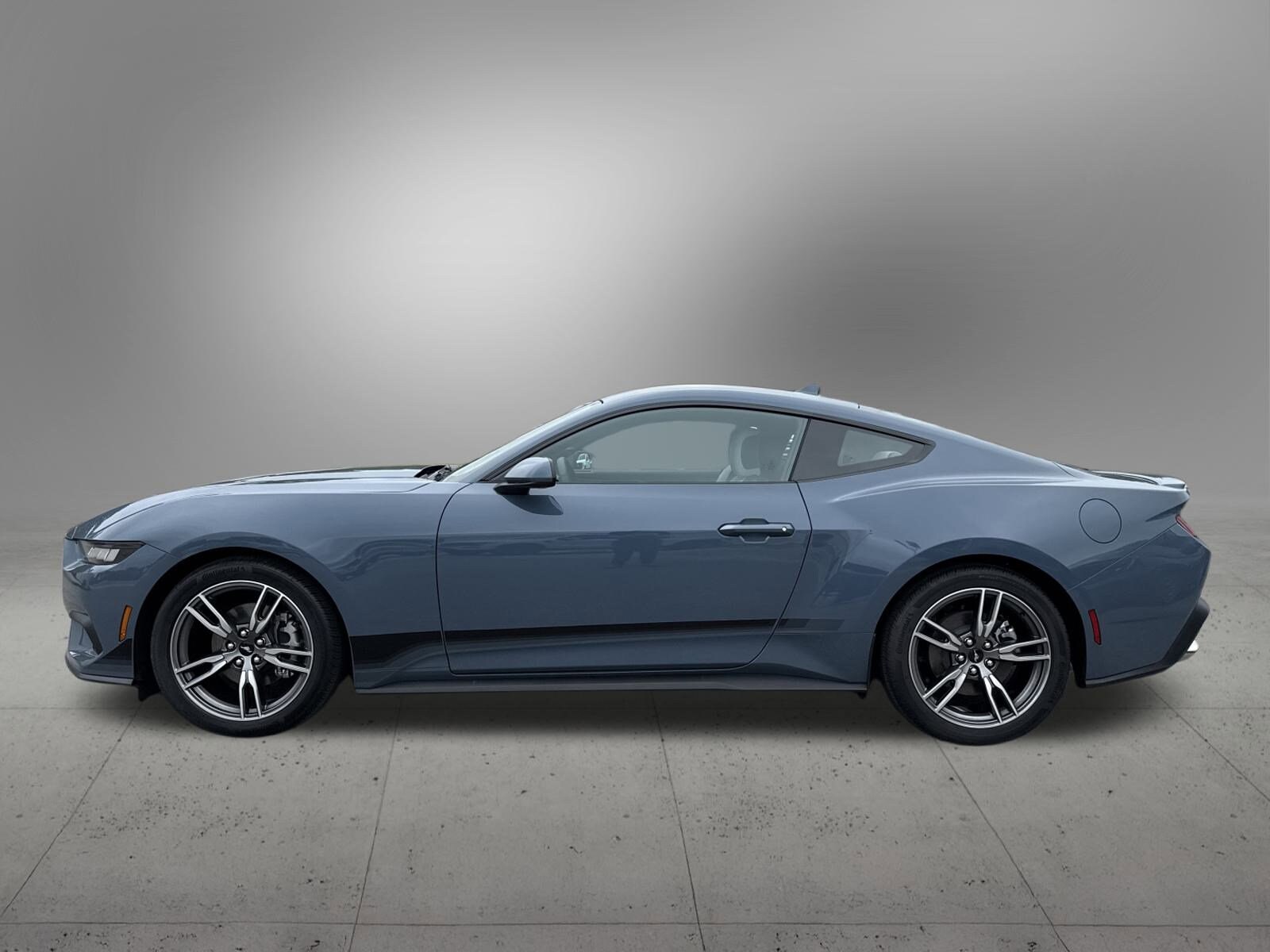 2025 Ford Mustang EcoBoost Premium photo 2