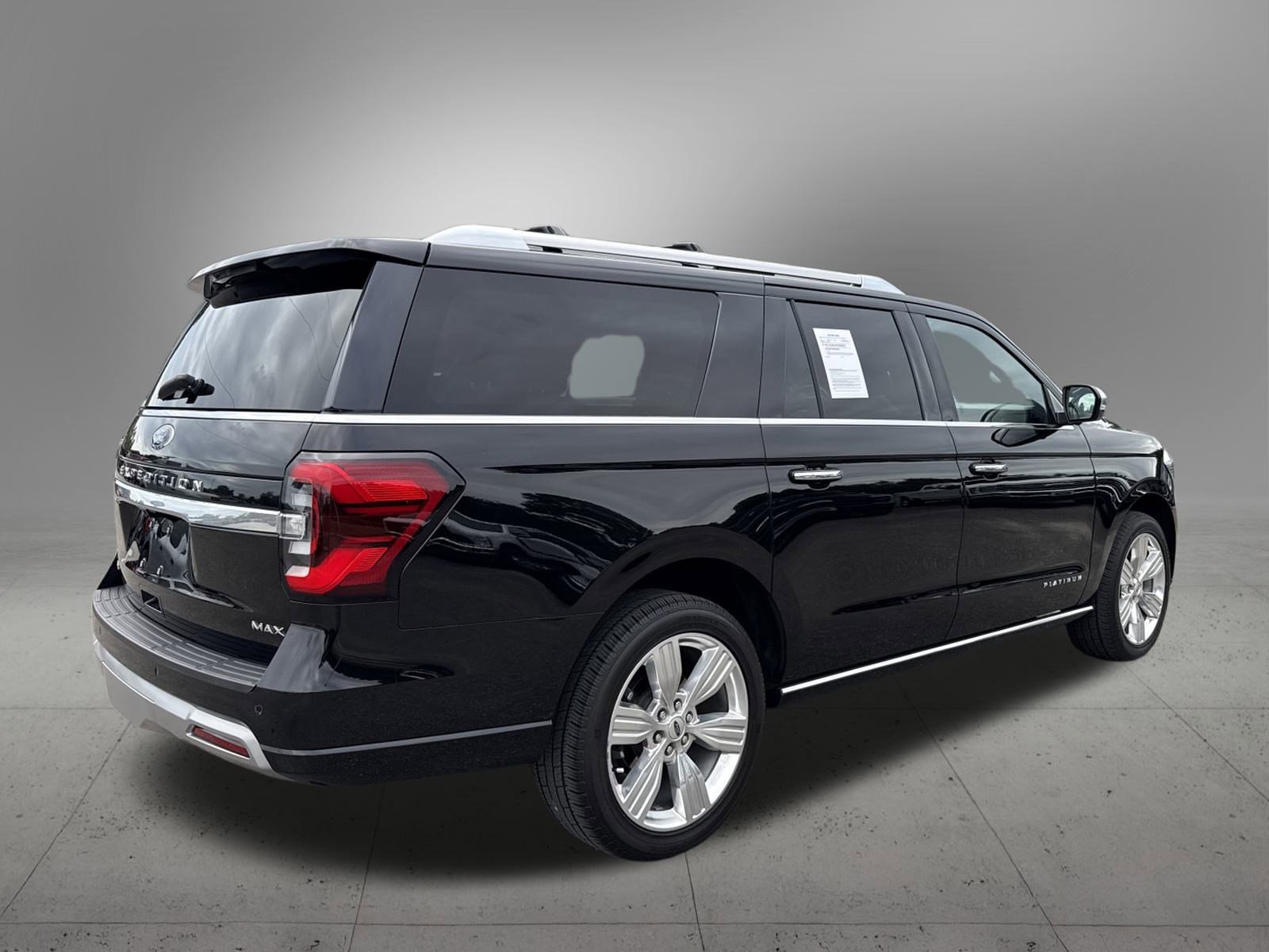 2023 Ford Expedition MAX Platinum photo 3