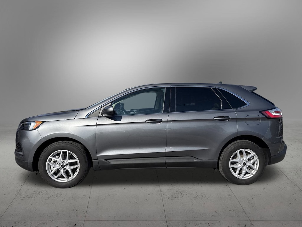 Used 2024 Ford Edge SEL SUV