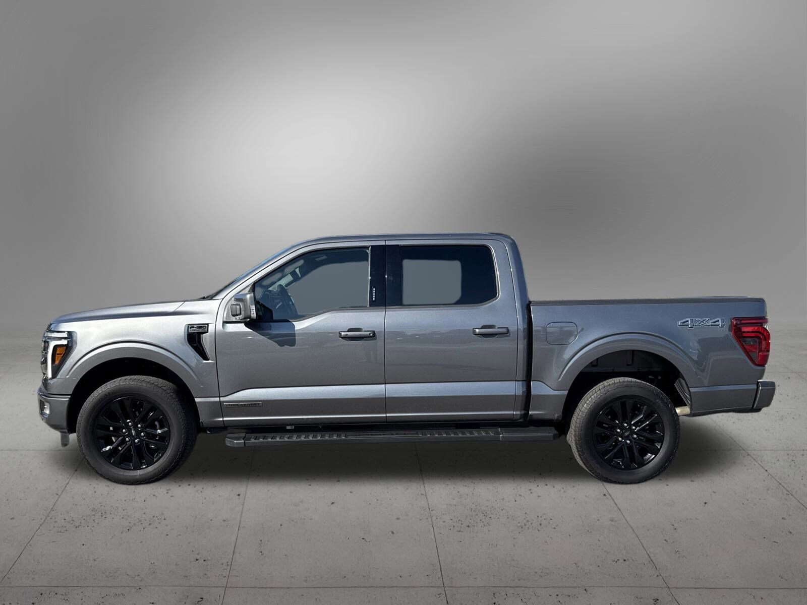 2024 Ford F-150 Lariat photo 2