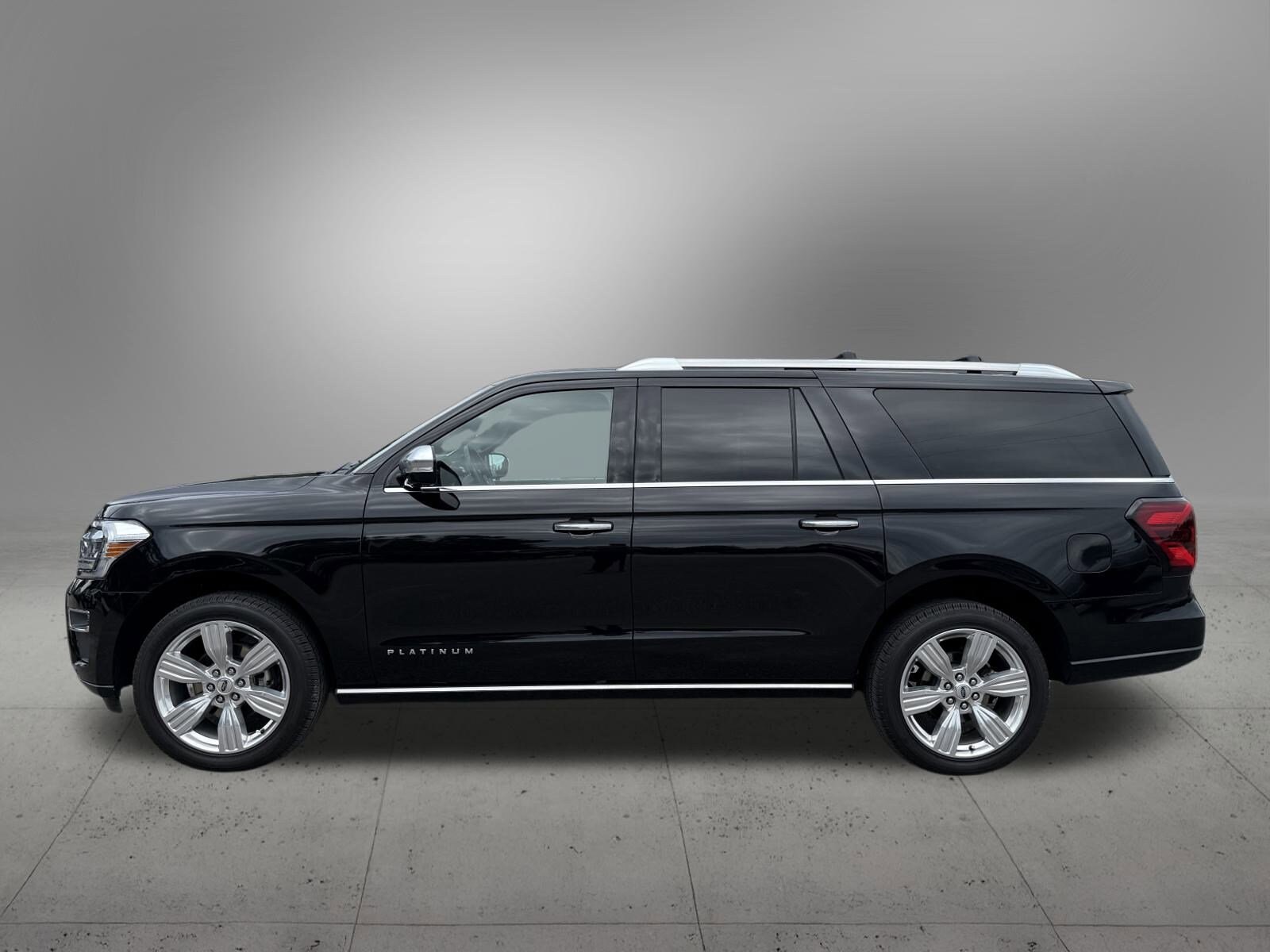 2023 Ford Expedition MAX Platinum photo 2