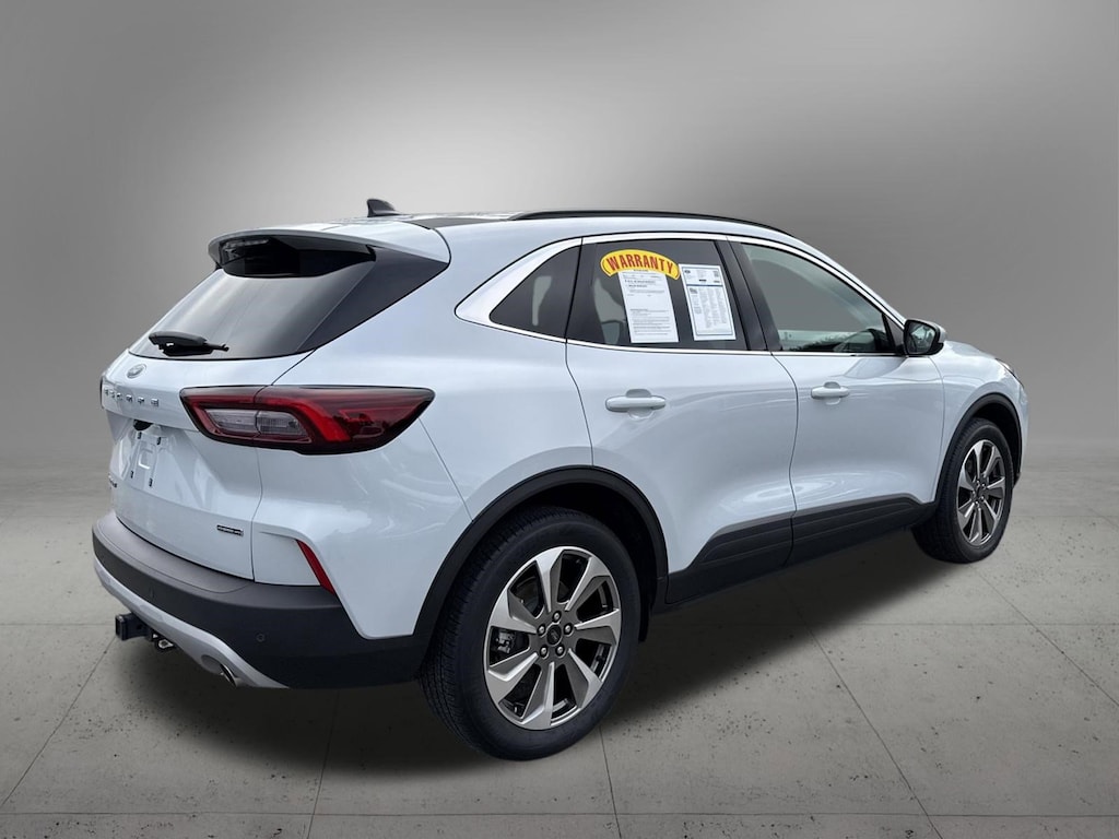 Used 2025 Ford Escape Platinum SUV