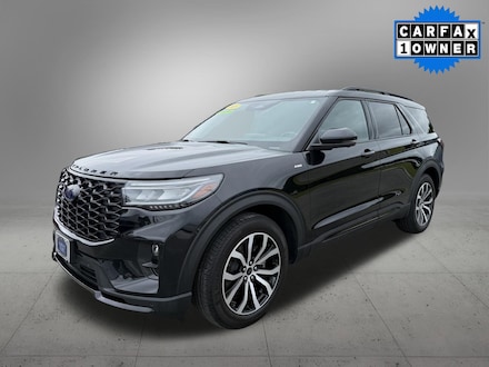 2025 Ford Explorer ST-Line SUV