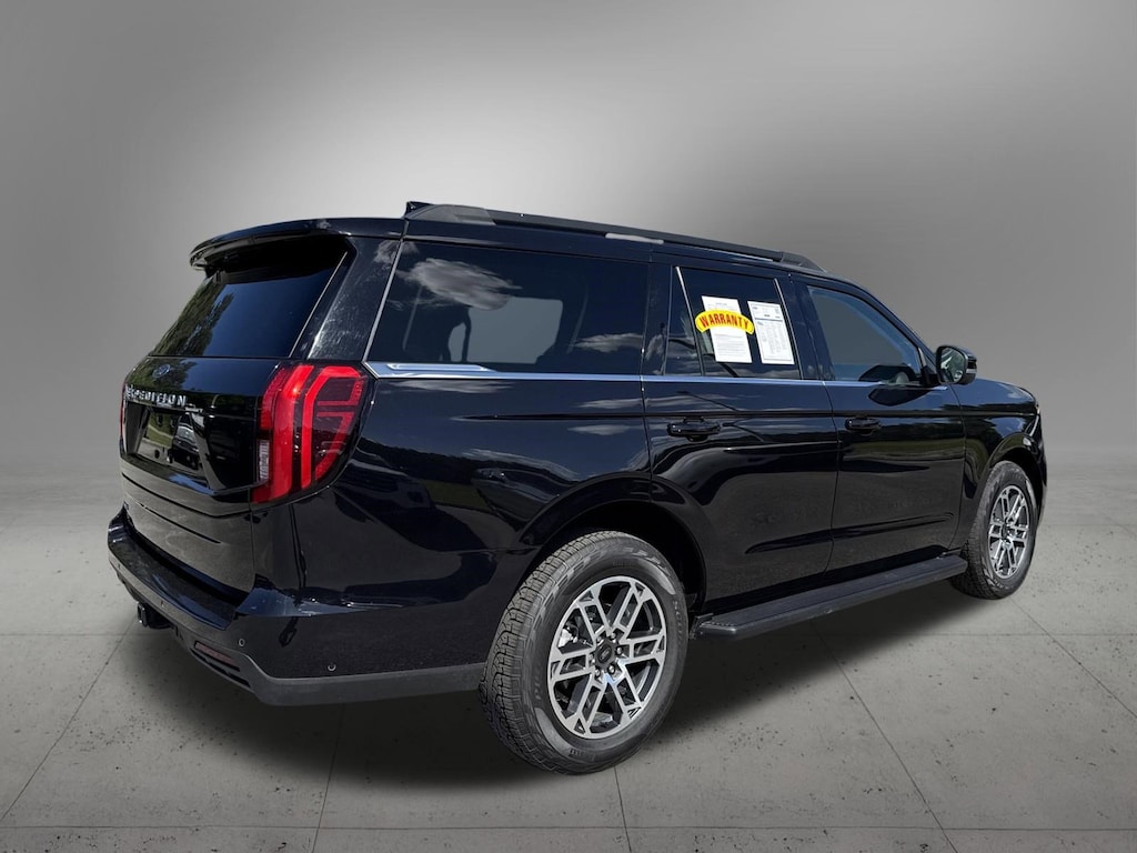 Used 2025 Ford Expedition Active SUV