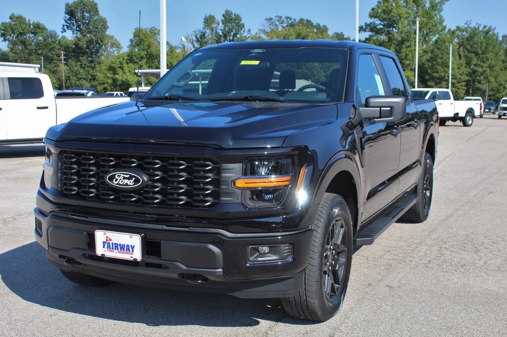 2025 Ford F-150 STX photo 4