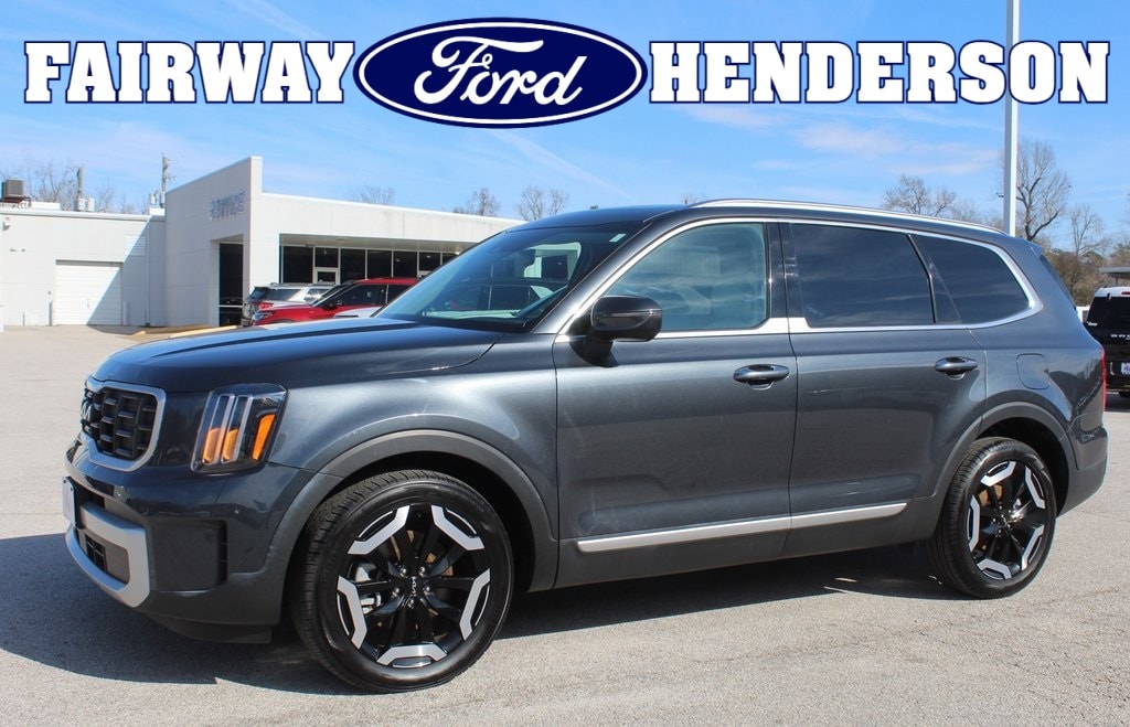 Used 2024 Kia Telluride S SUV