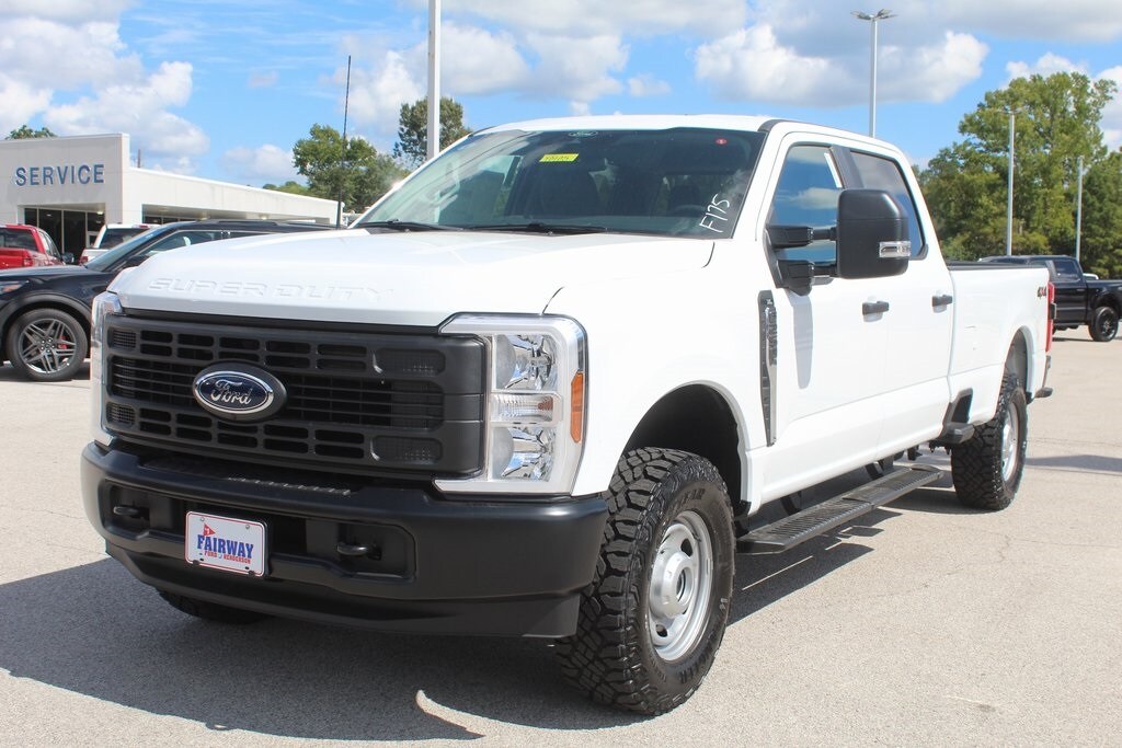 2026 Ford F-250 XL photo 4