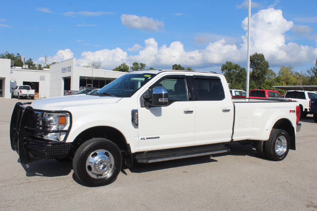 Used 2022 Ford F-350SD Lariat Truck Crew Cab
