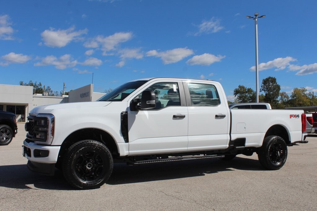 New 2026 Ford F-350 Truck Crew Cab