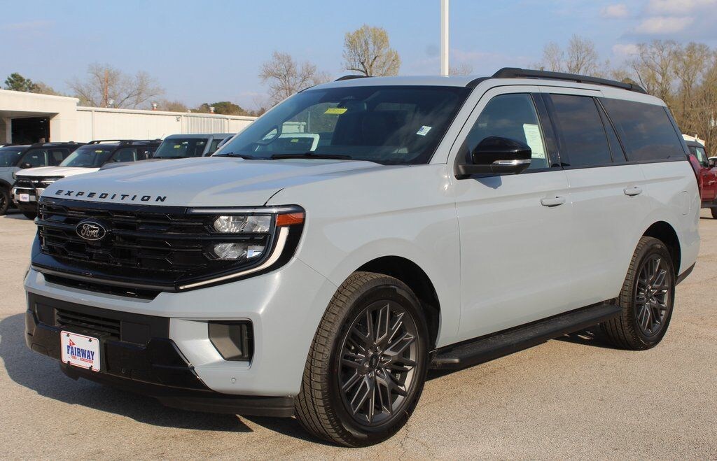 New 2026 Ford Expedition Platinum SUV