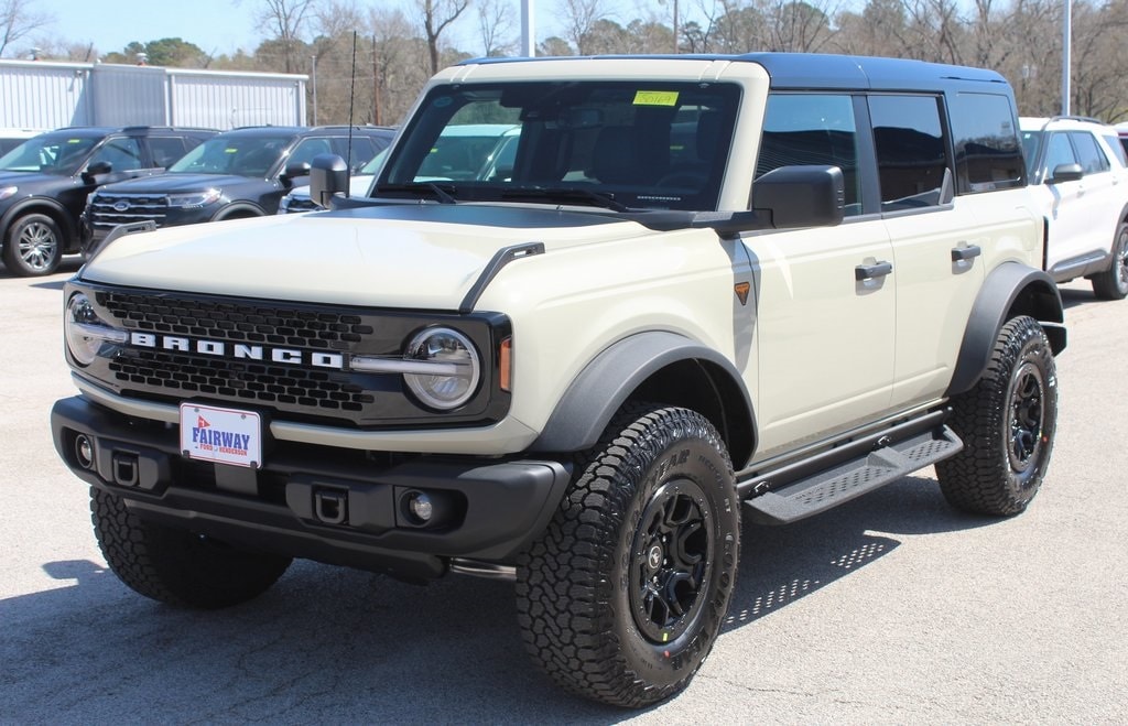 New 2025 Ford Bronco Badlands SUV