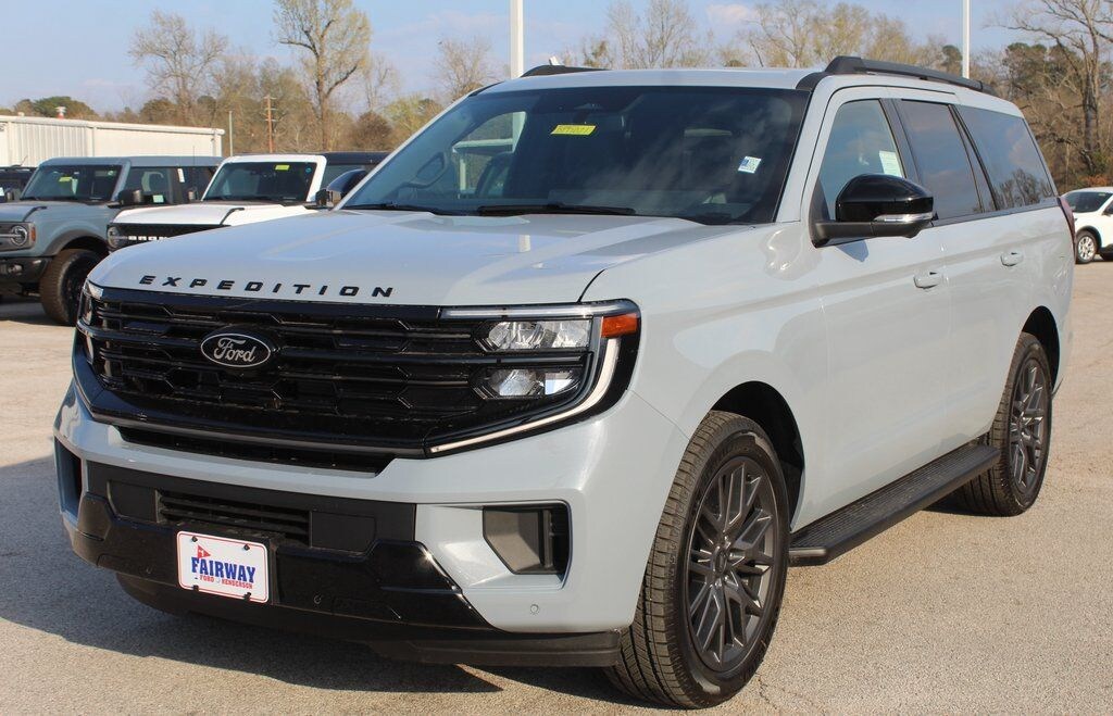 New 2026 Ford Expedition Platinum SUV