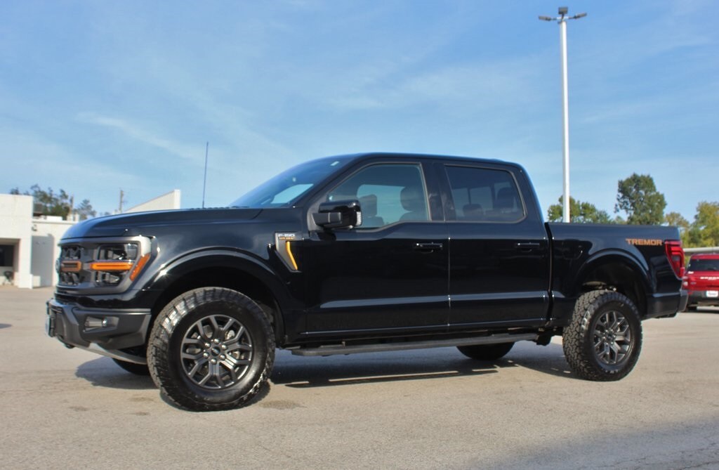 2025 Ford F-150 Tremor photo 2