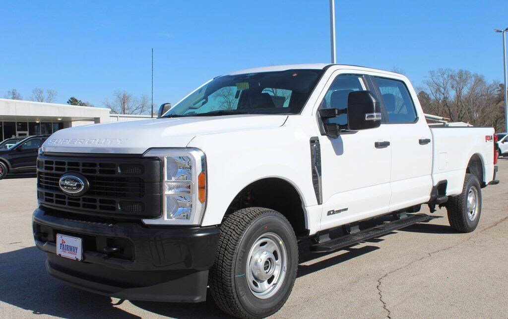 New 2026 Ford F-250 XL Truck Crew Cab