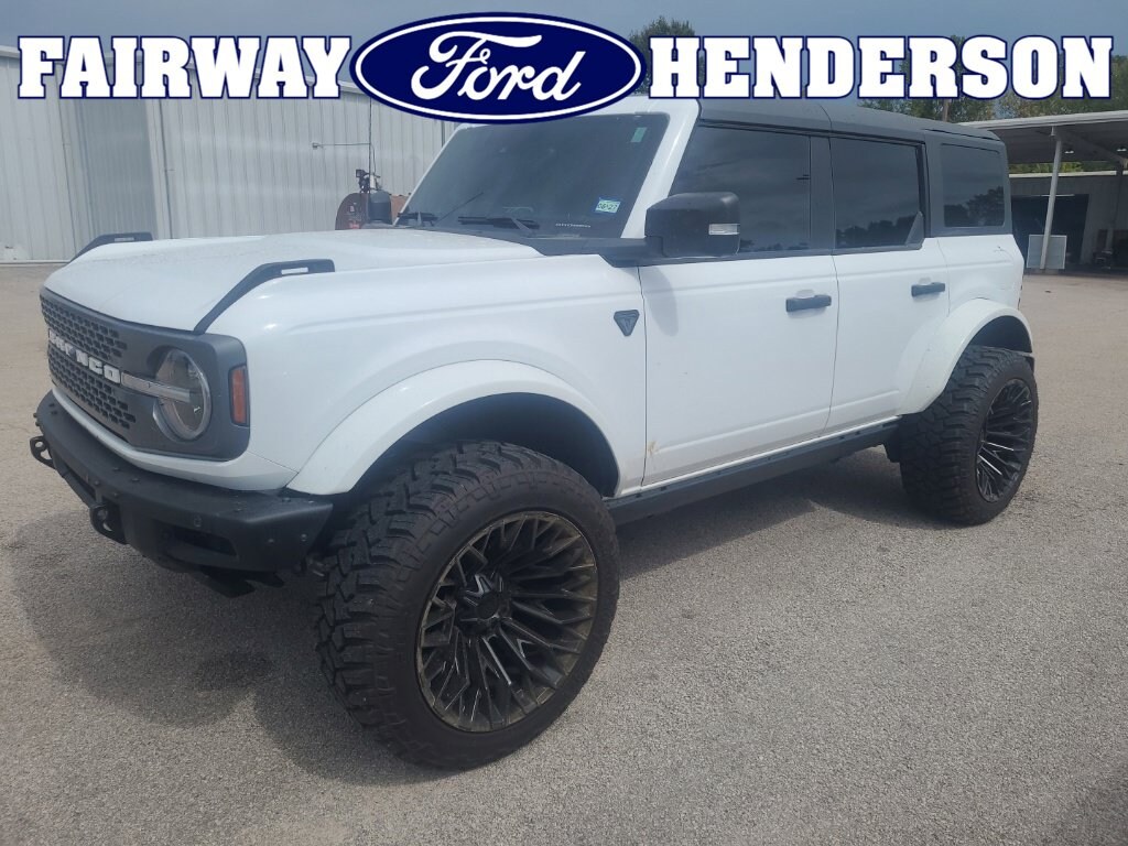 Used 2025 Ford Bronco Badlands SUV