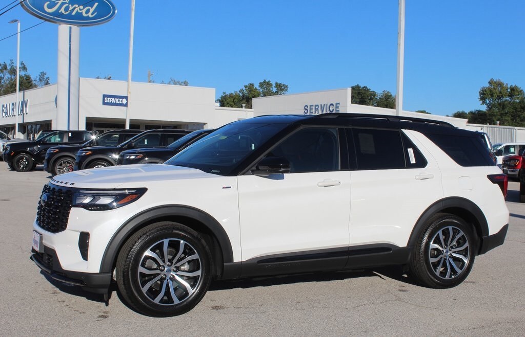 New 2025 Ford Explorer ST-Line SUV