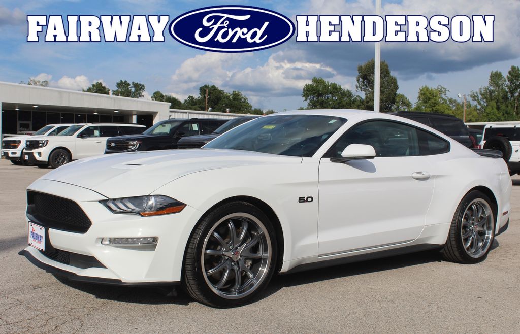 2022 Ford Mustang Coupe 