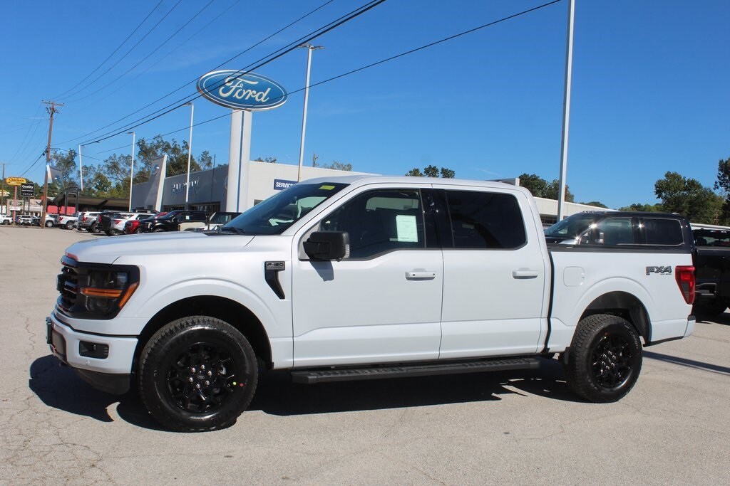 New 2025 Ford F-150 XLT Truck SuperCrew Cab